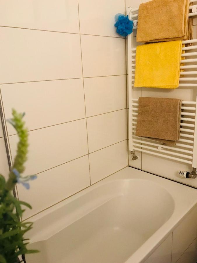 Messe Apartment Koeln West Luaran gambar